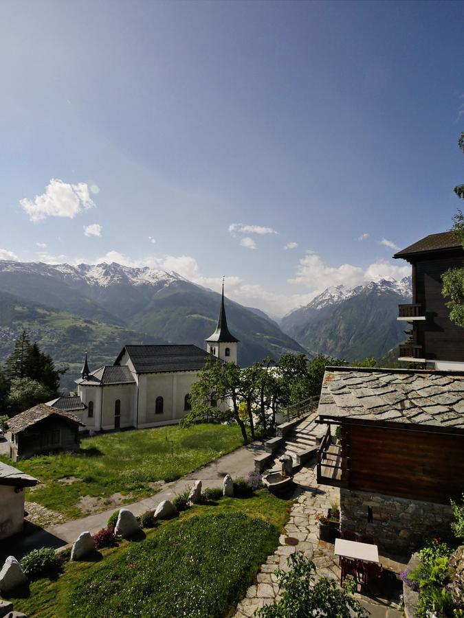 Hotel Alpenblick Zeneggen エクステリア 写真